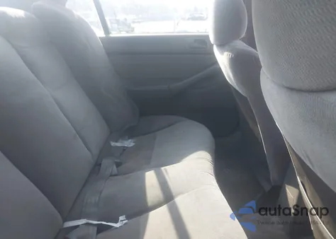 1998 Honda Civic Lx из США, поврежденный, VIN 2HGEJ6676WH569192